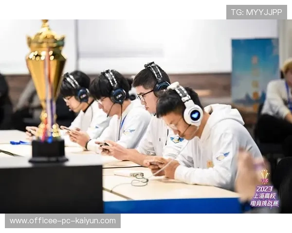 知名战队公开训练揭秘：赛前冲刺的背后故事，激励队员打战队赛词